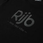 Rijb-front-logo-closeup-Puff-full