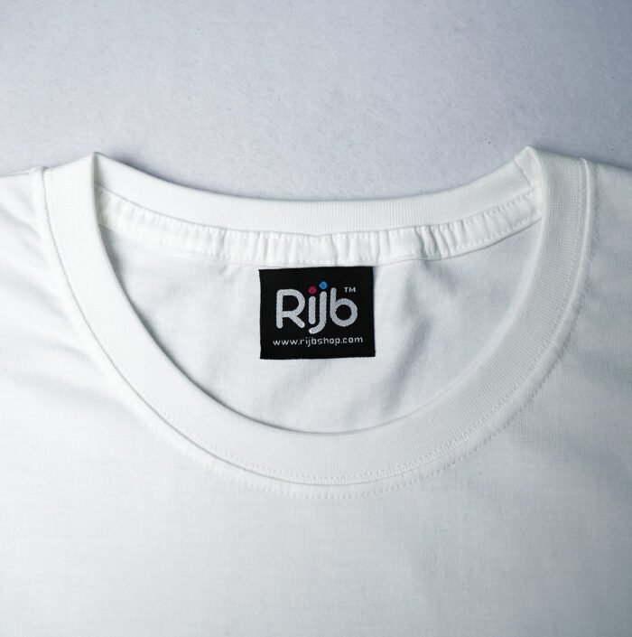 Rijb-white-neck-Puf